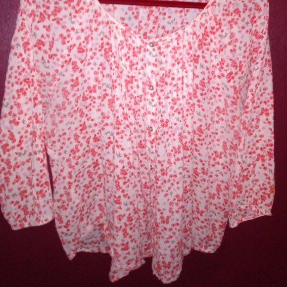 🌎Sonoma Life+Style || Cherry Blossom Top - Picture 2 of 6